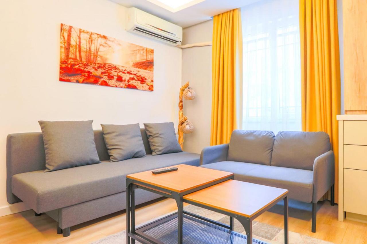 Charming Flat 500 M To Uskudar Ferry Station Appartement Istanboel