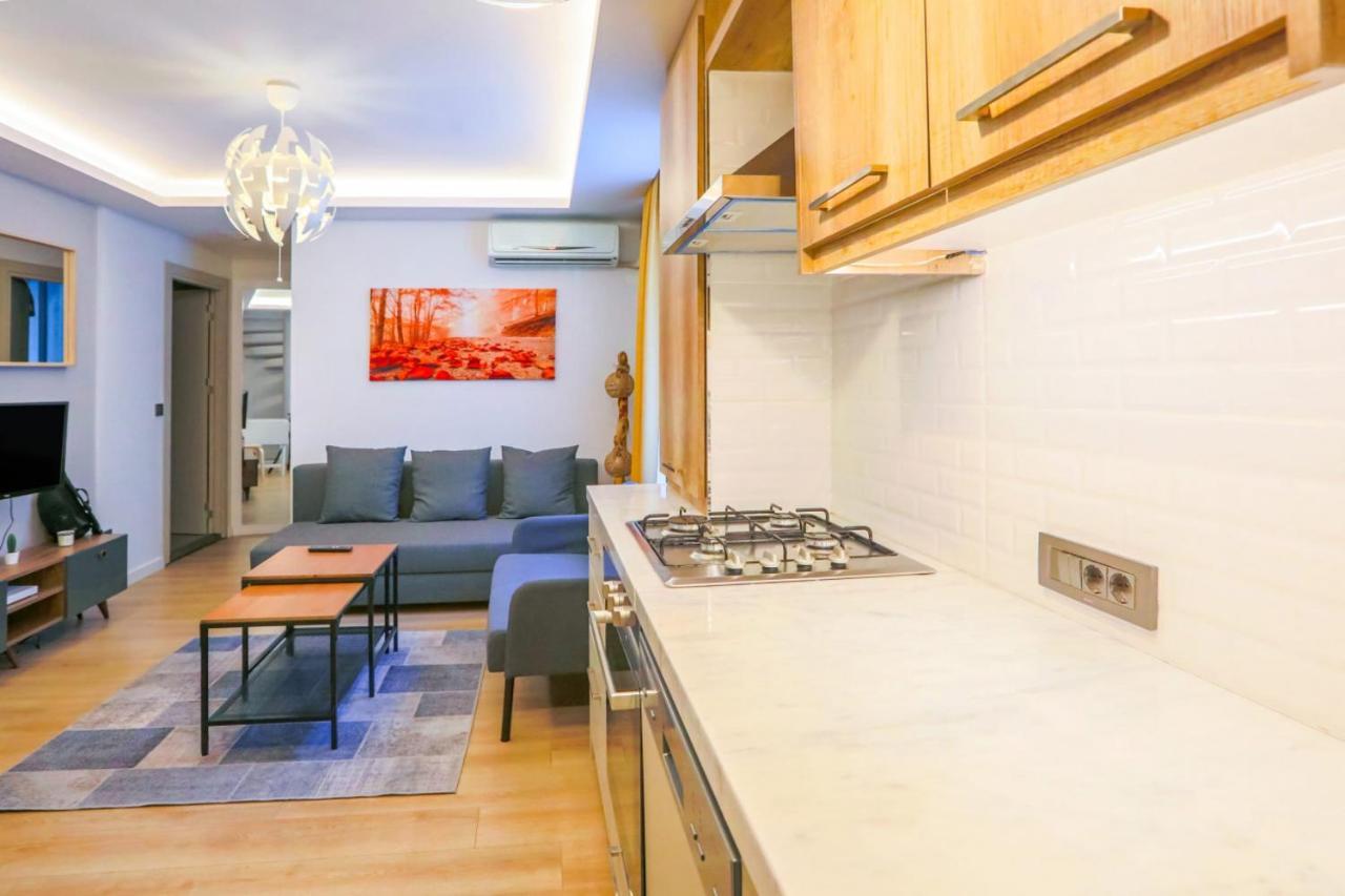 Charming Flat 500 M To Uskudar Ferry Station * Istanboel